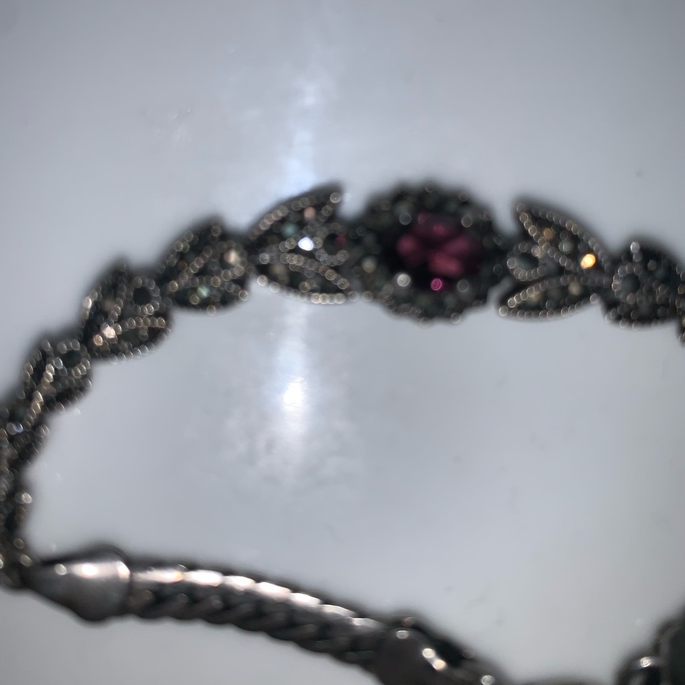 Stunning bracelet tester came out as platinum but not sure